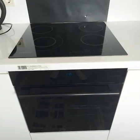 у моря с терассой в аркадии Apartment