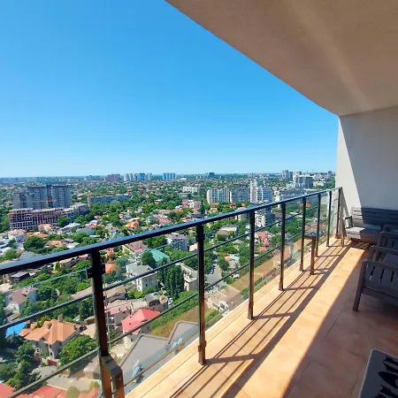 Apartment у моря с терассой в аркадии
